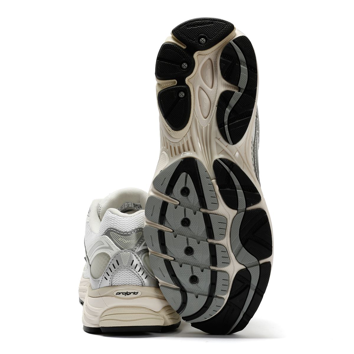 Saucony ProGrid Omni 9 White/Silver Sneakers