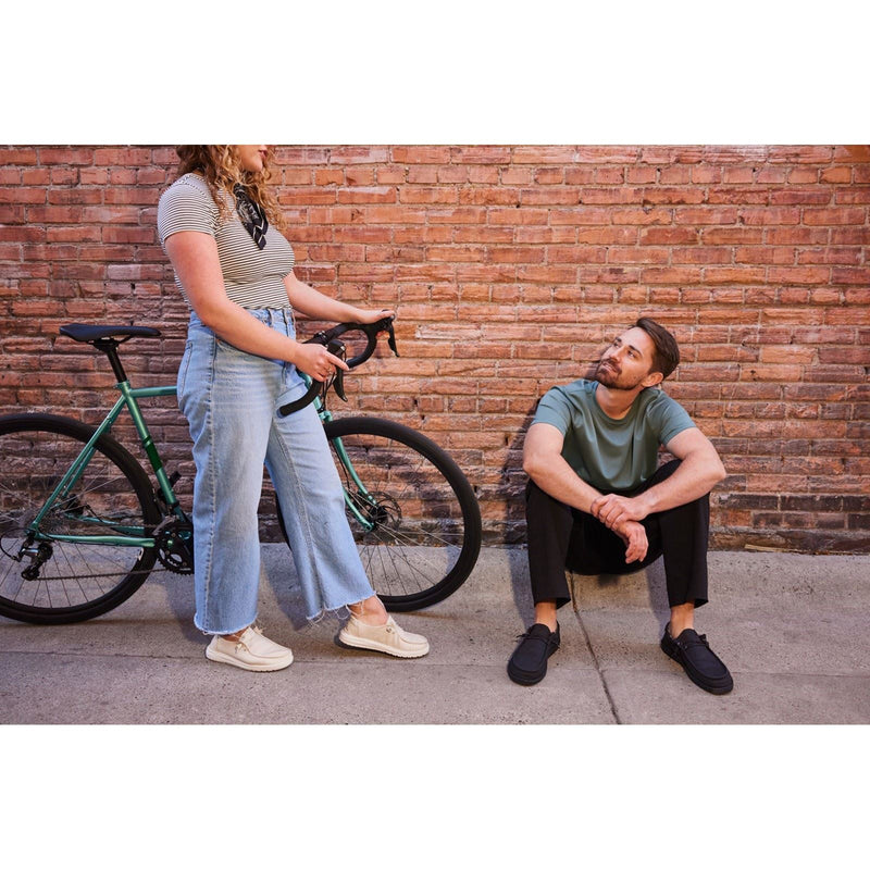 HEYDUDE Wally Canvas 100% Cotton Men's Black Boat Shoes