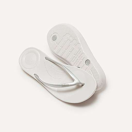 FitFlop Iqushion Ergonomic Women's Silver Flip Flops