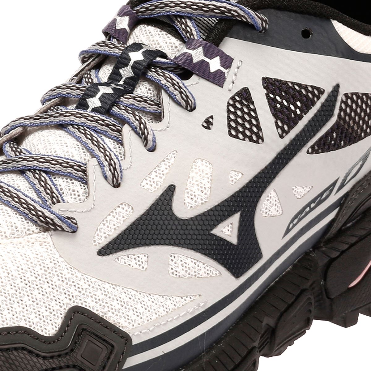 Mizuno Daichi LS Snow White/Carbon/Black Sneakers