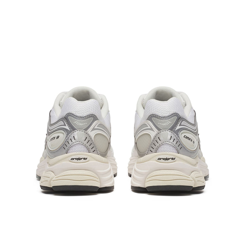Saucony ProGrid Omni 9 White/Silver Sneakers