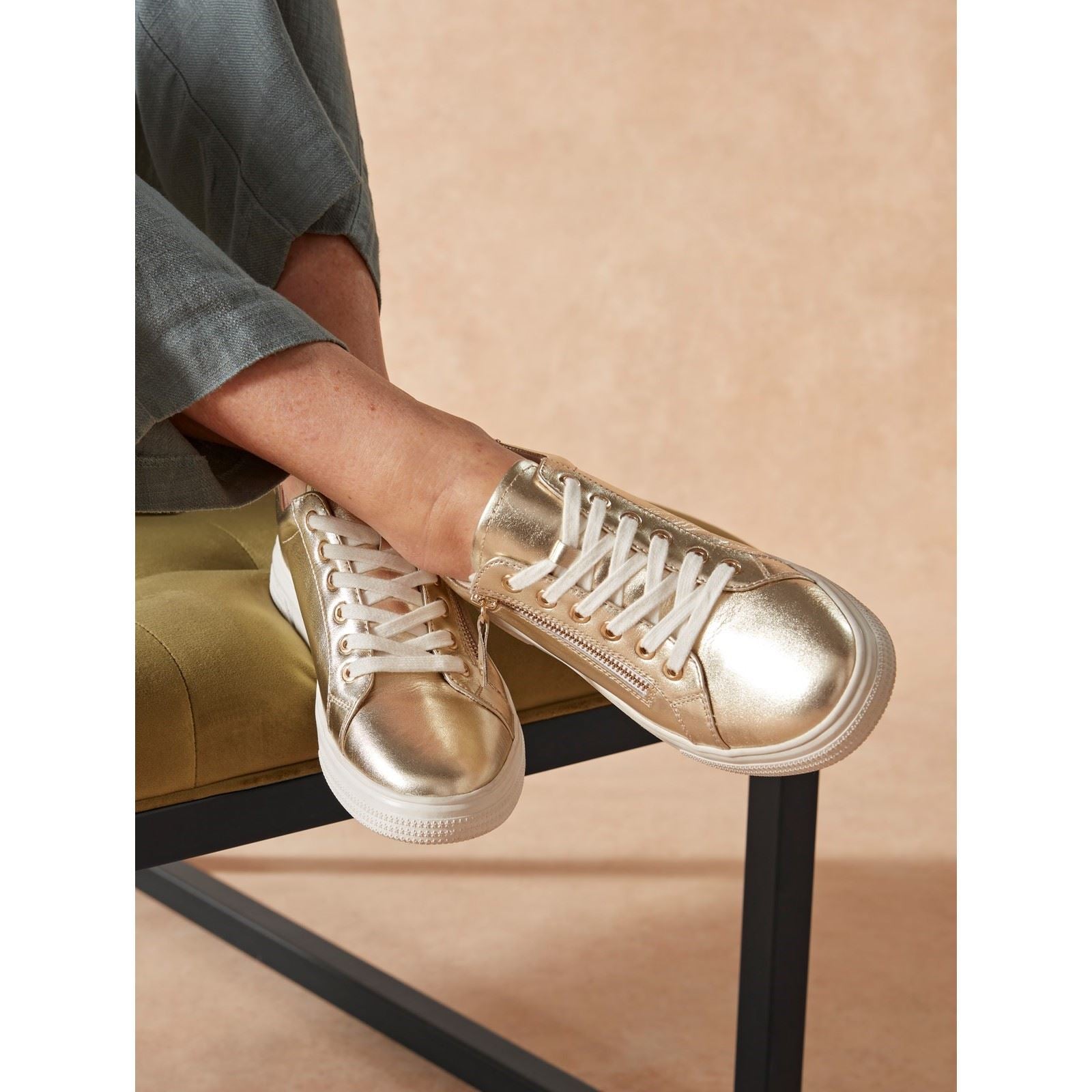 Hush Puppies Martha Leather Women's Gold Sneakers