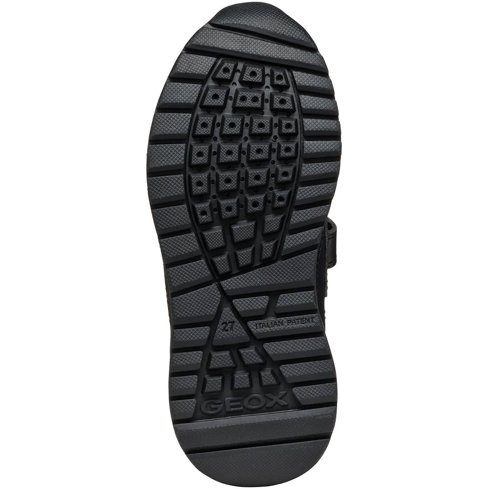 Geox J Briezee B. A Boy's Black Trainers