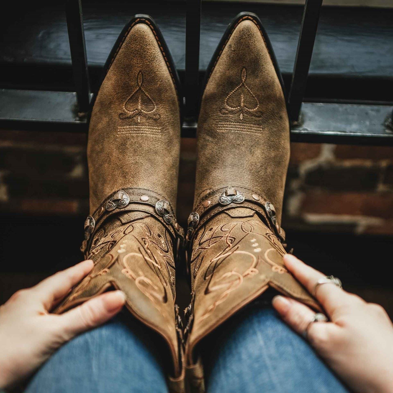 Durango Crush Heartbreaker Leather Women's Dusk To Dawn Boots