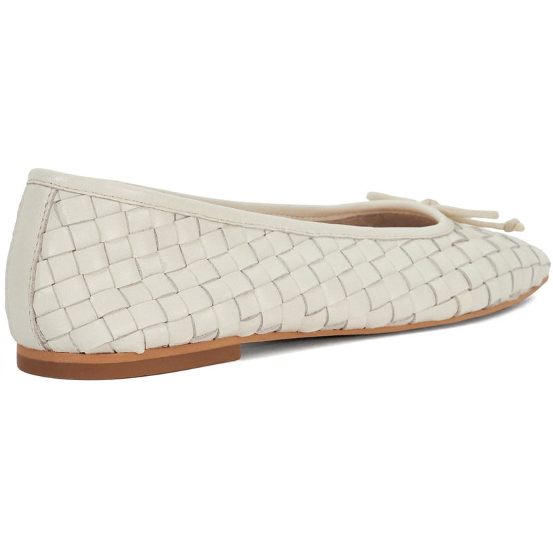 Dune Heat Leather Women's Ecru Flats