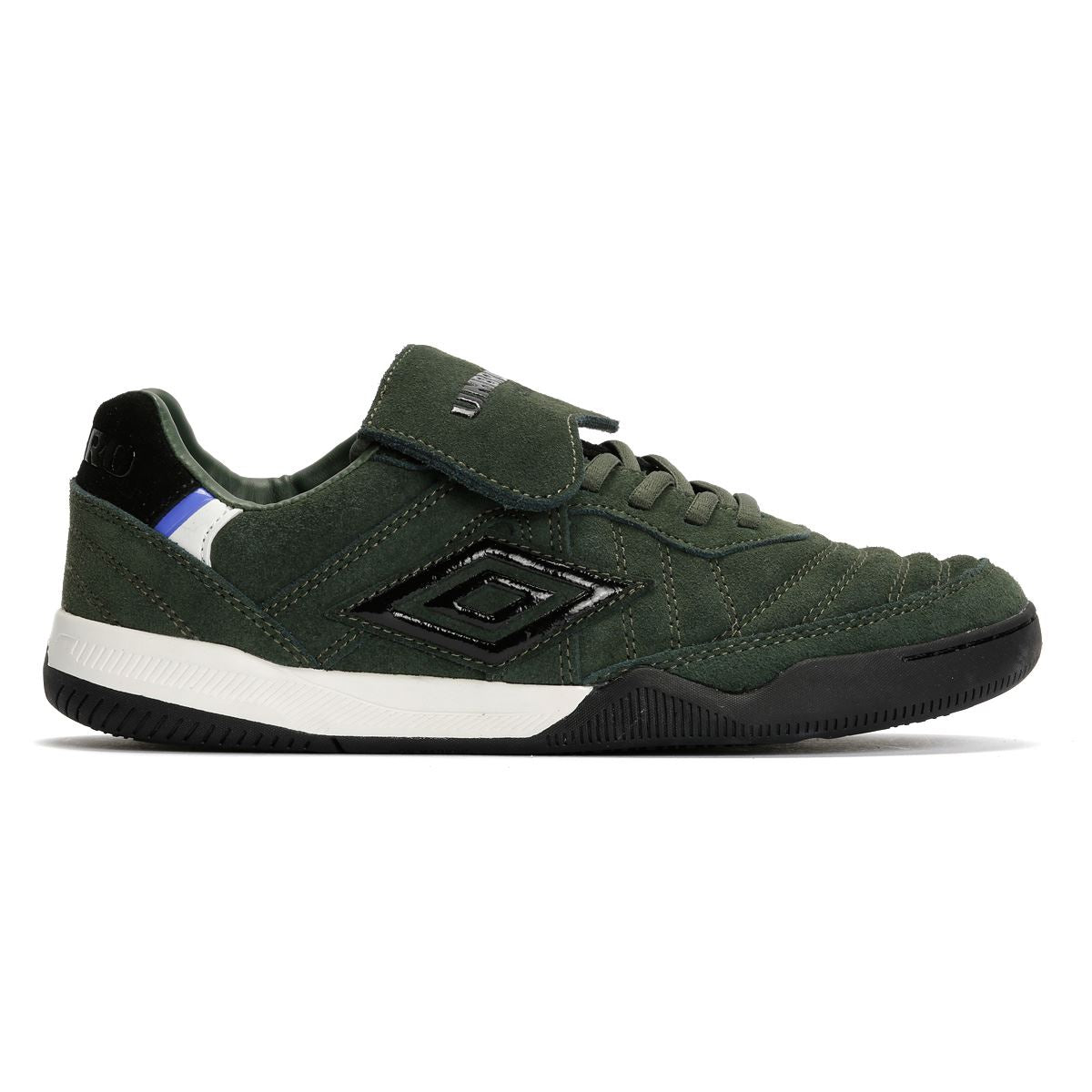 Umbro Speciali TR Suede Duffle Bag/Black Trainers