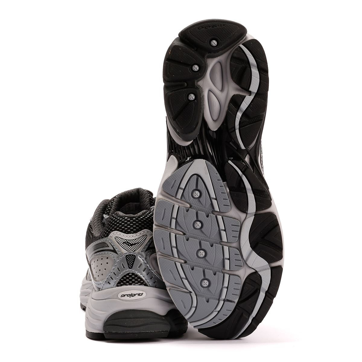 Saucony Progrid Omni 9 Microchip Sneakers