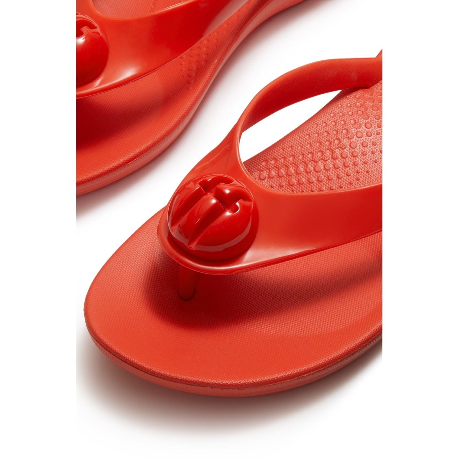 Fitflop iQushion Glossy-Button Polyurethane Women's Cherry Tomato Flip Flops
