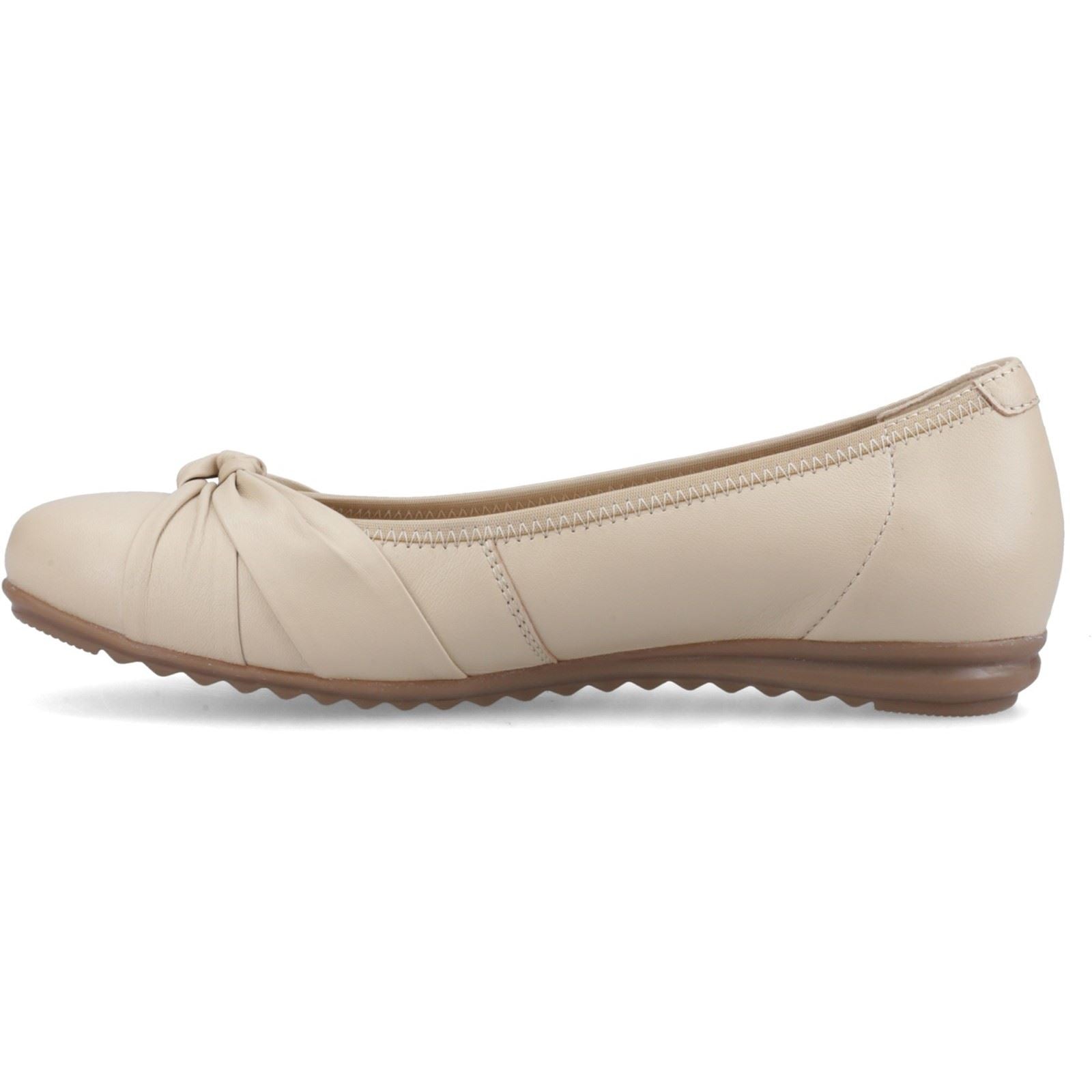 Hush Puppies Lilith Leather Women's Cream Standard Flats