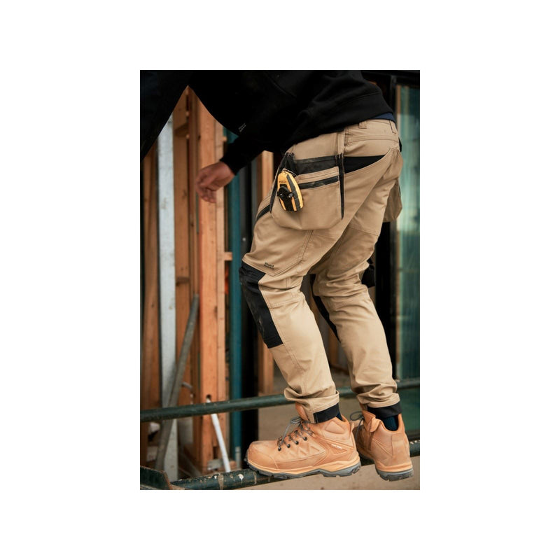 Hard Yakka Atomic Leather Wheat Safety Boots