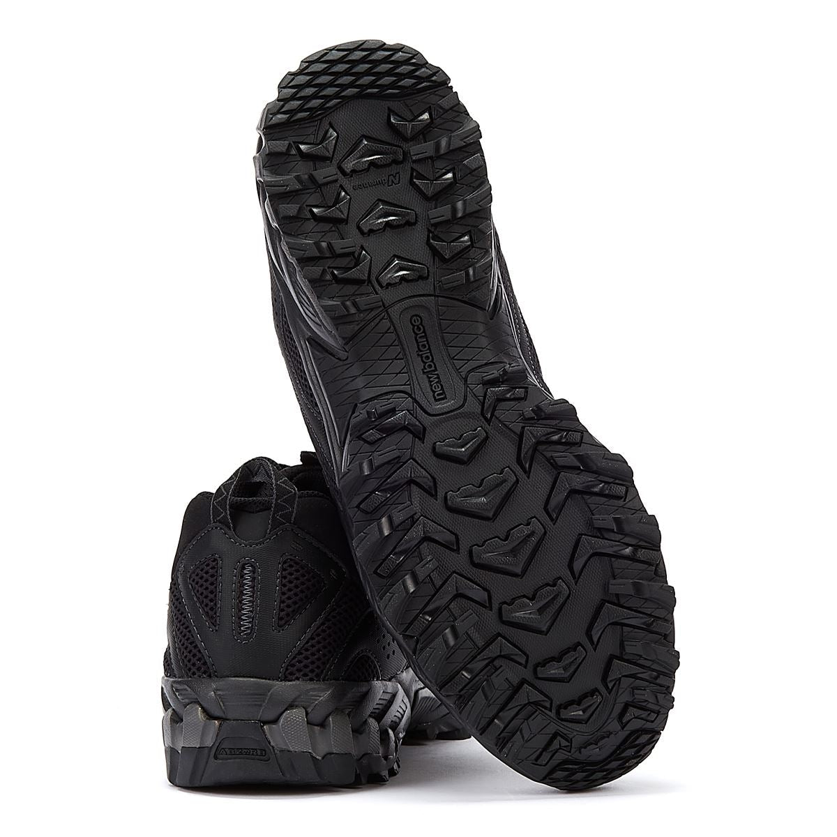 New Balance 610 Mono Black Sneakers