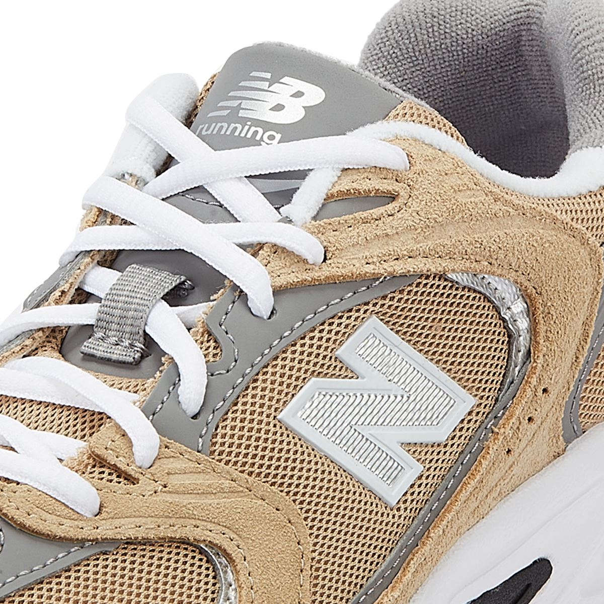 New Balance 530 Beige Sneakers