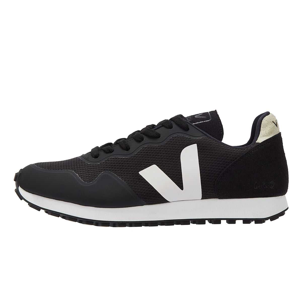 Veja SDU B-mesh Womens Black / White Sneakers