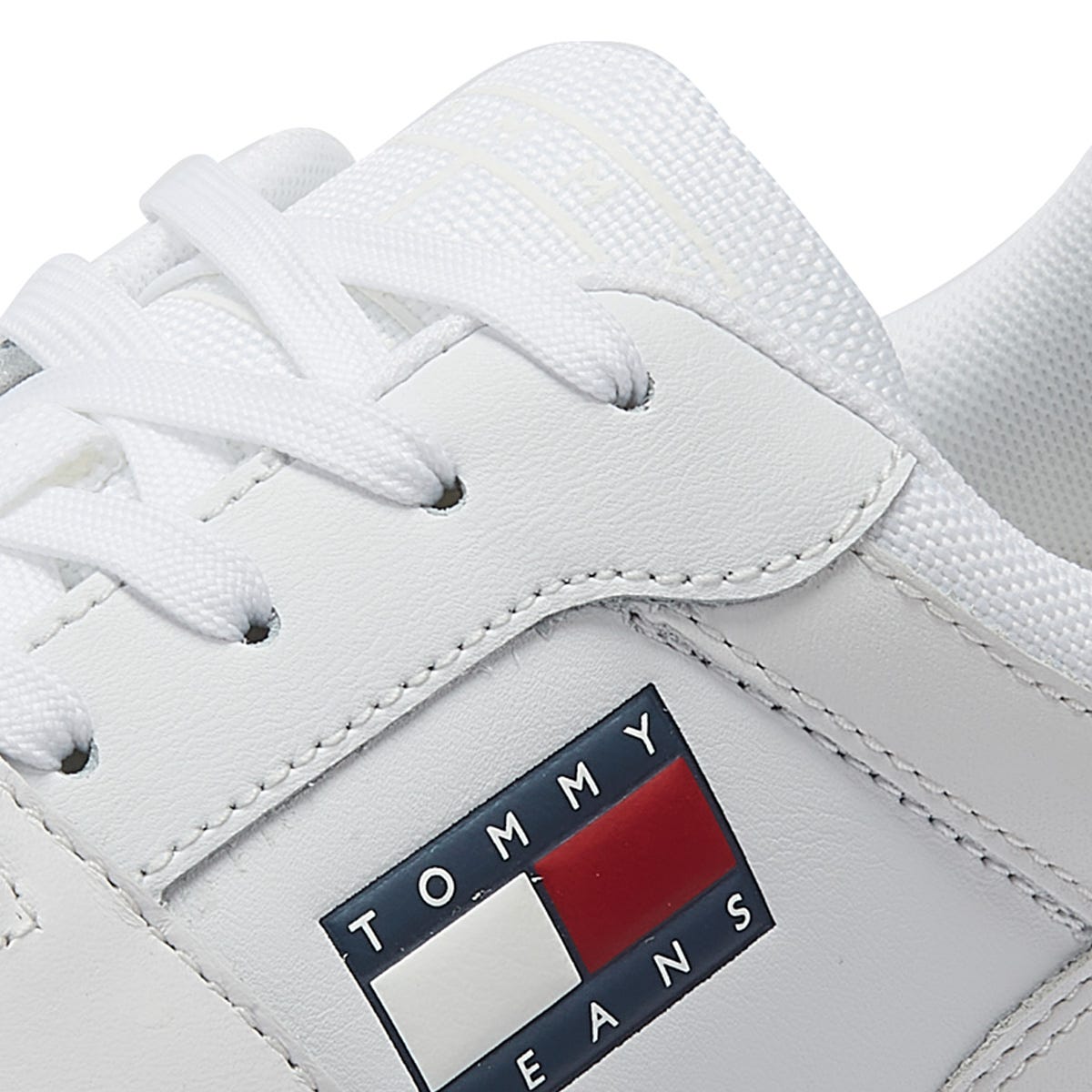 Tommy Hilfiger Jeans Retro Basket Mens White Leather Sneakers