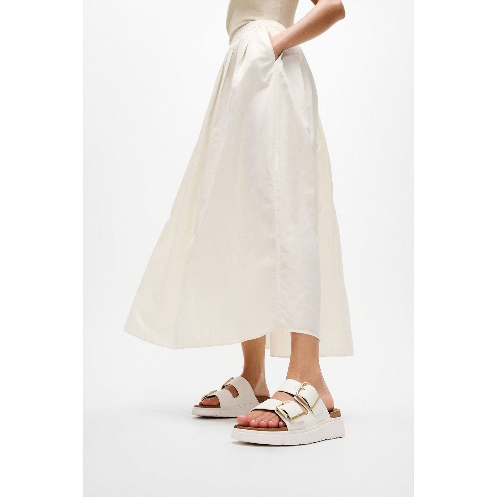 Fitflop Gen-FF Two-Bar Leather Women's Urban White Sandals