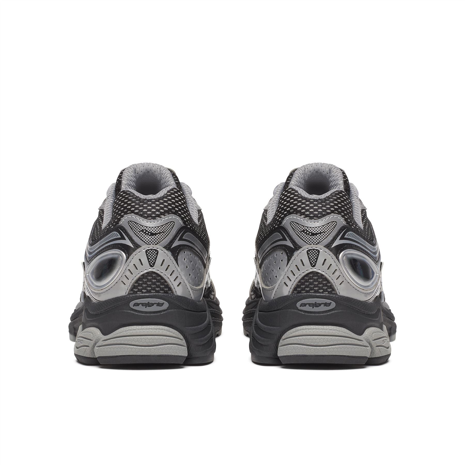 Saucony Progrid Omni 9 Black/Silver Sneakers
