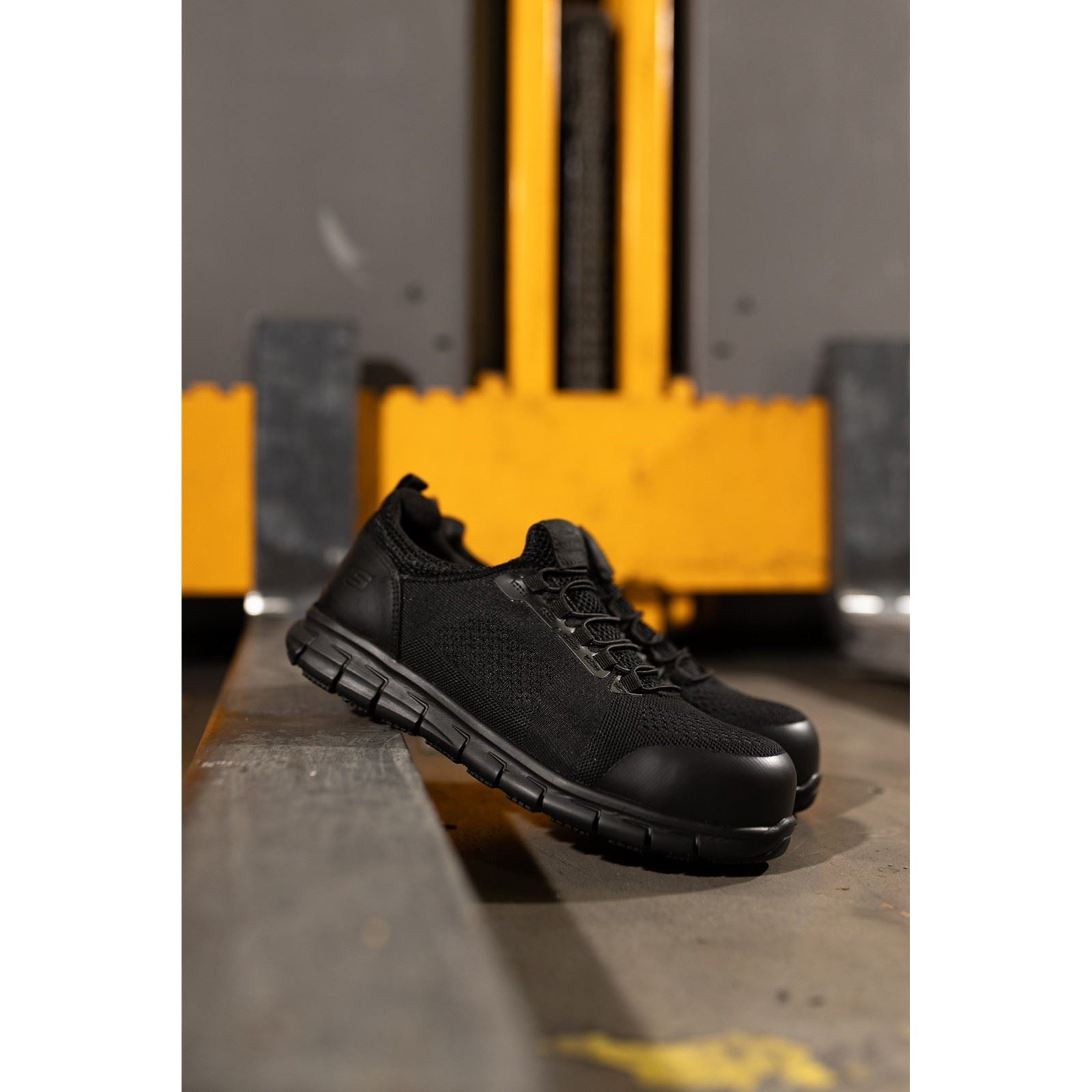 Skechers Workwear Synergy Omat Men's Black Safety Sneakers