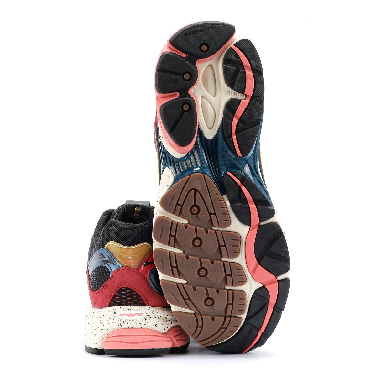 Saucony Progrid Omni 9 Multicolour Sneakers