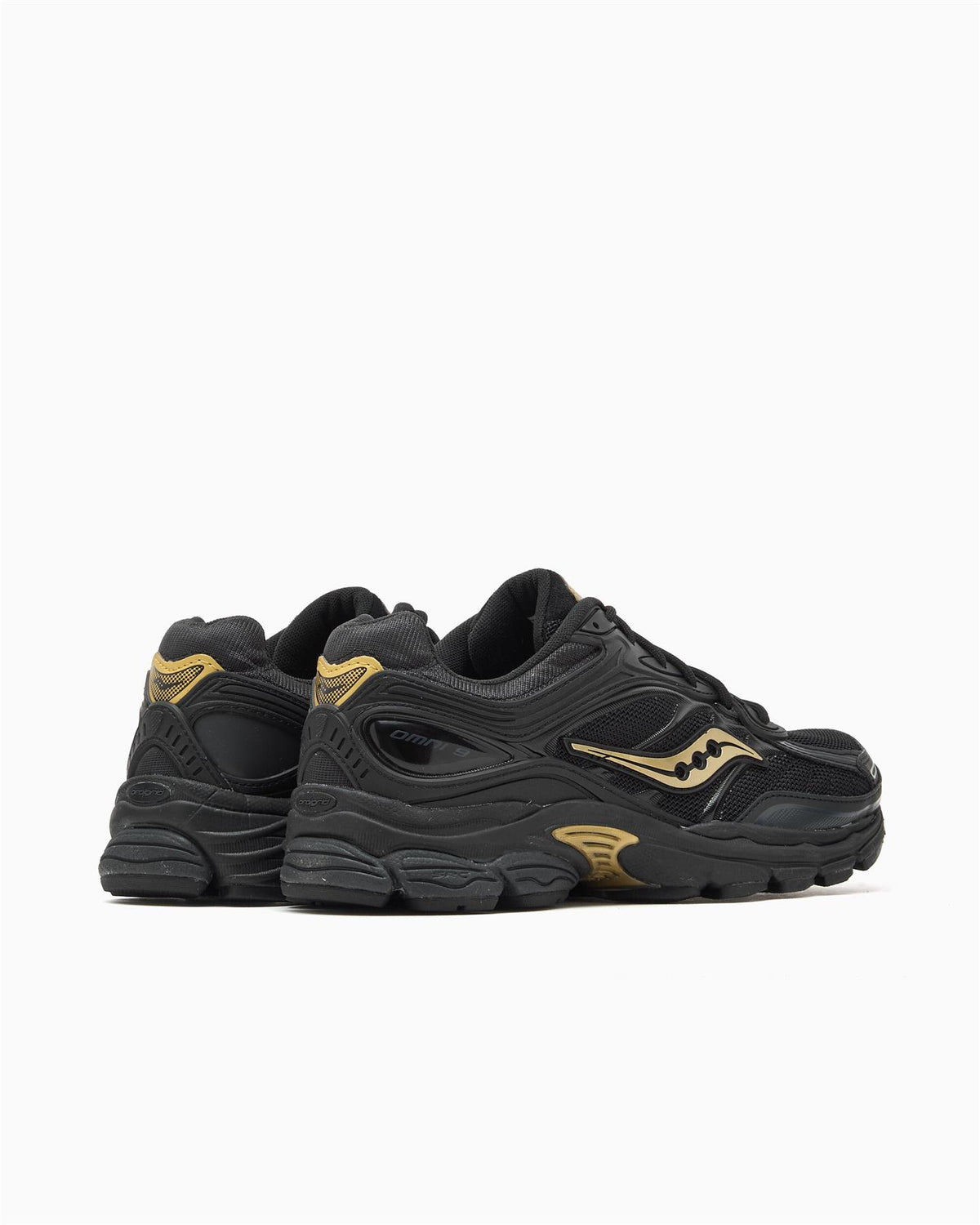 Saucony Progrid Omni 9 Armor Black/Gold Sneakers