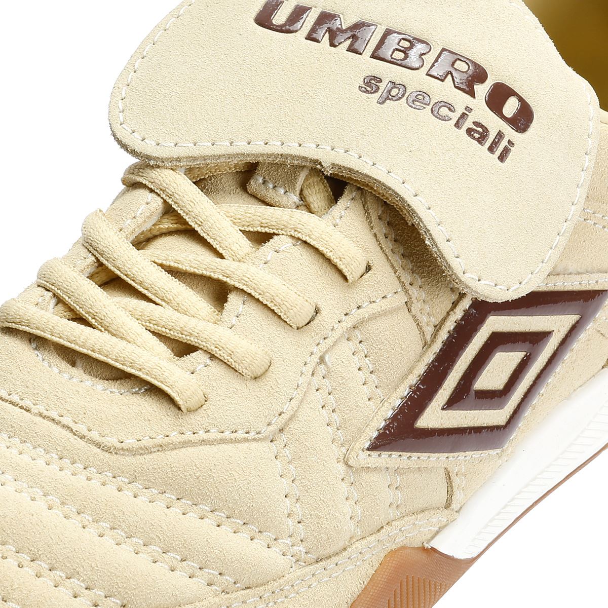 Umbro Speciali TR Suede Cream/Dark Brown/White Trainers