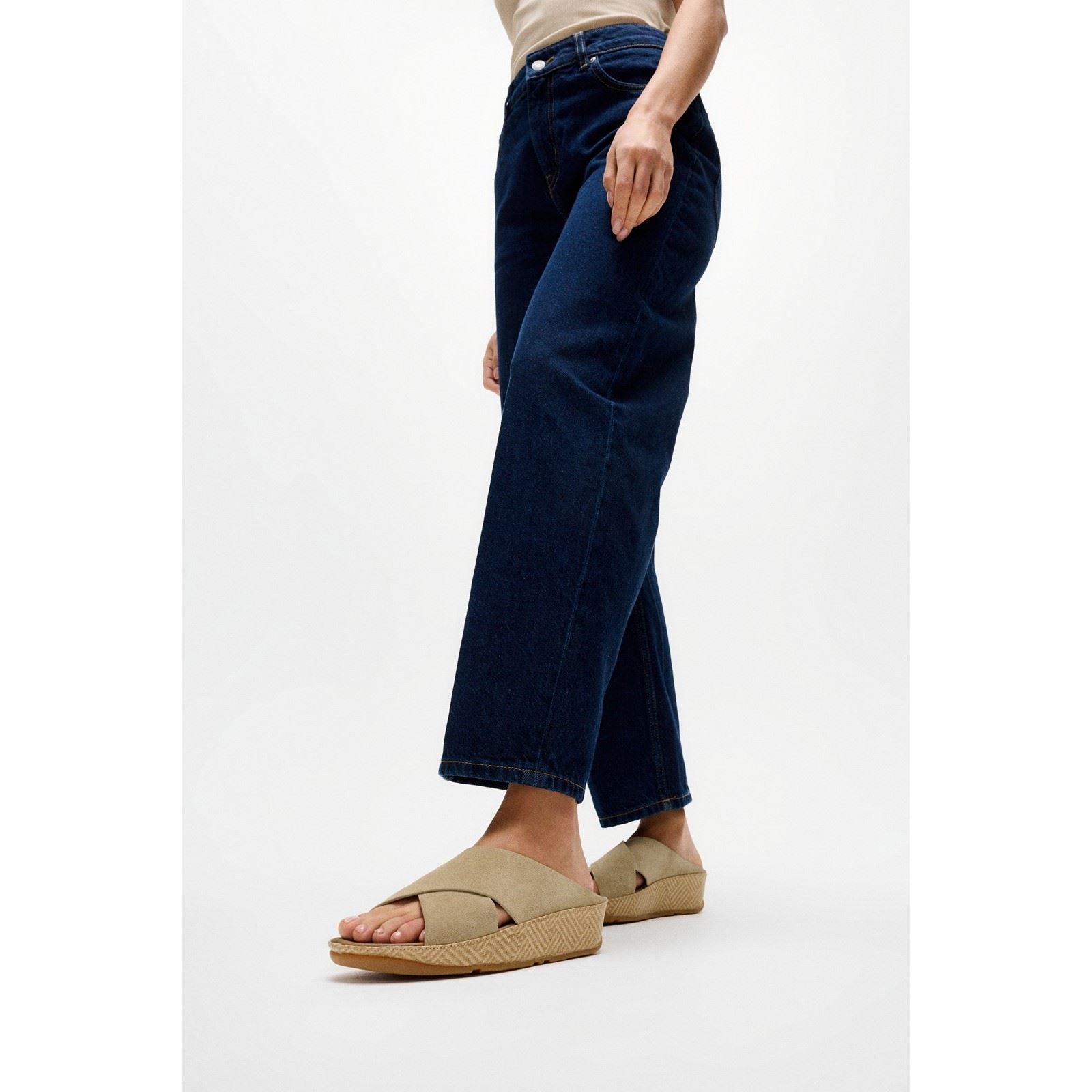 Fitflop Lulu Lux Graphic-Weave Suede Women's Cappuccino Sandals