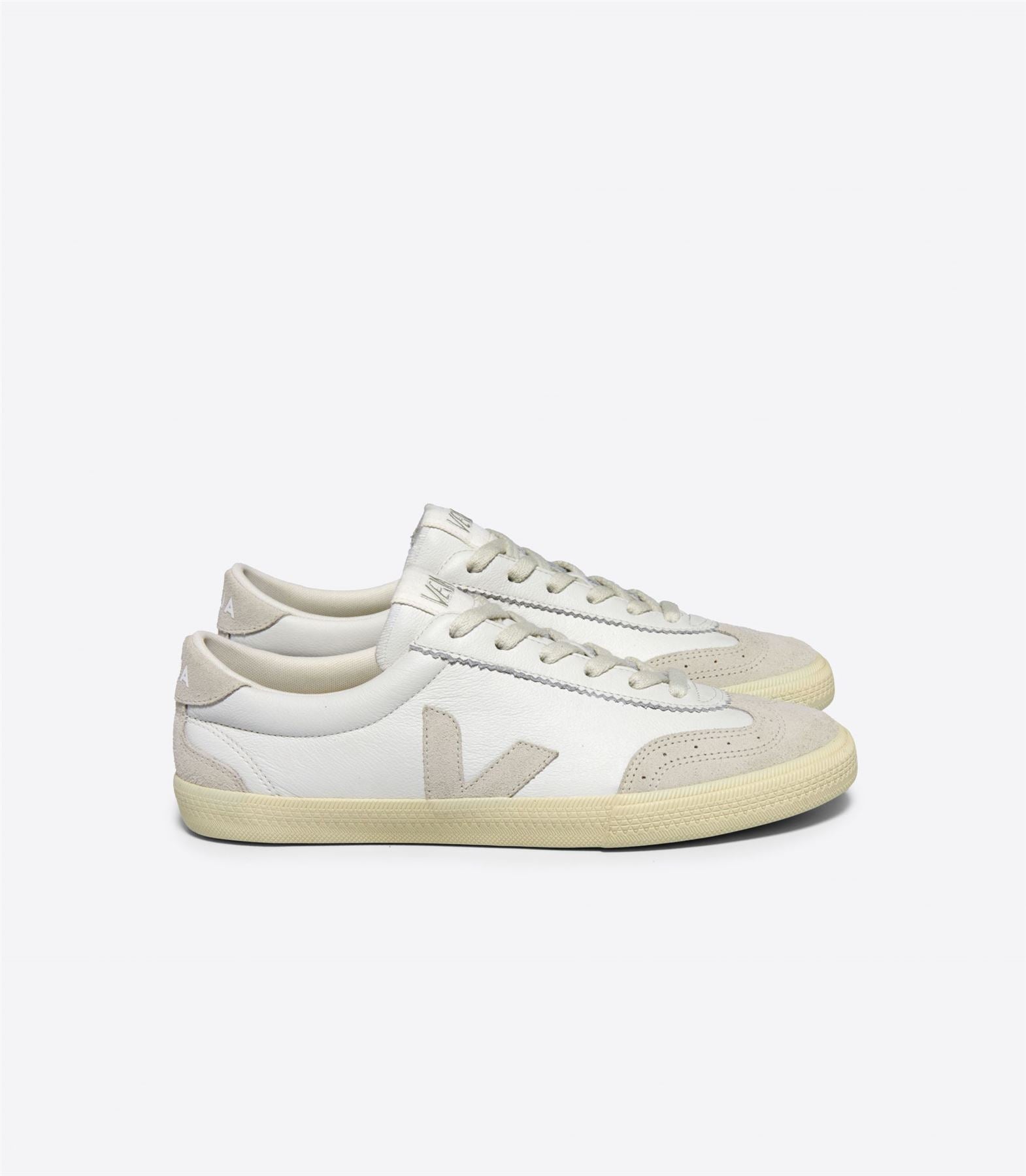 Veja Volley Leather Women's White / Natural Sneakers