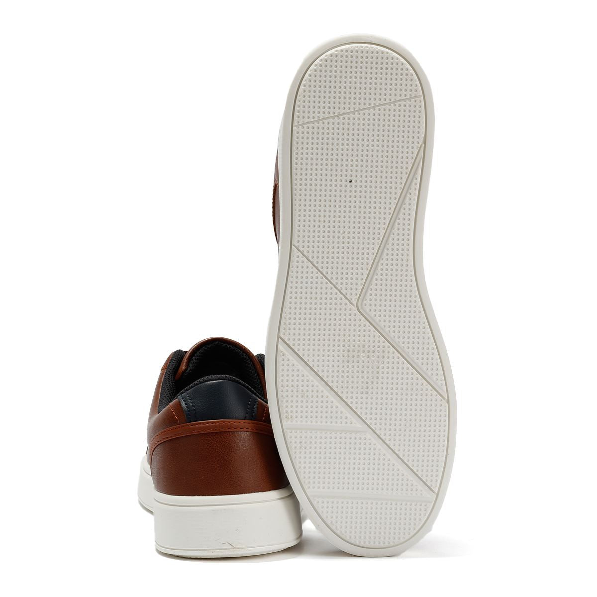 Bench Wainwright Men's Tan Sneakers
