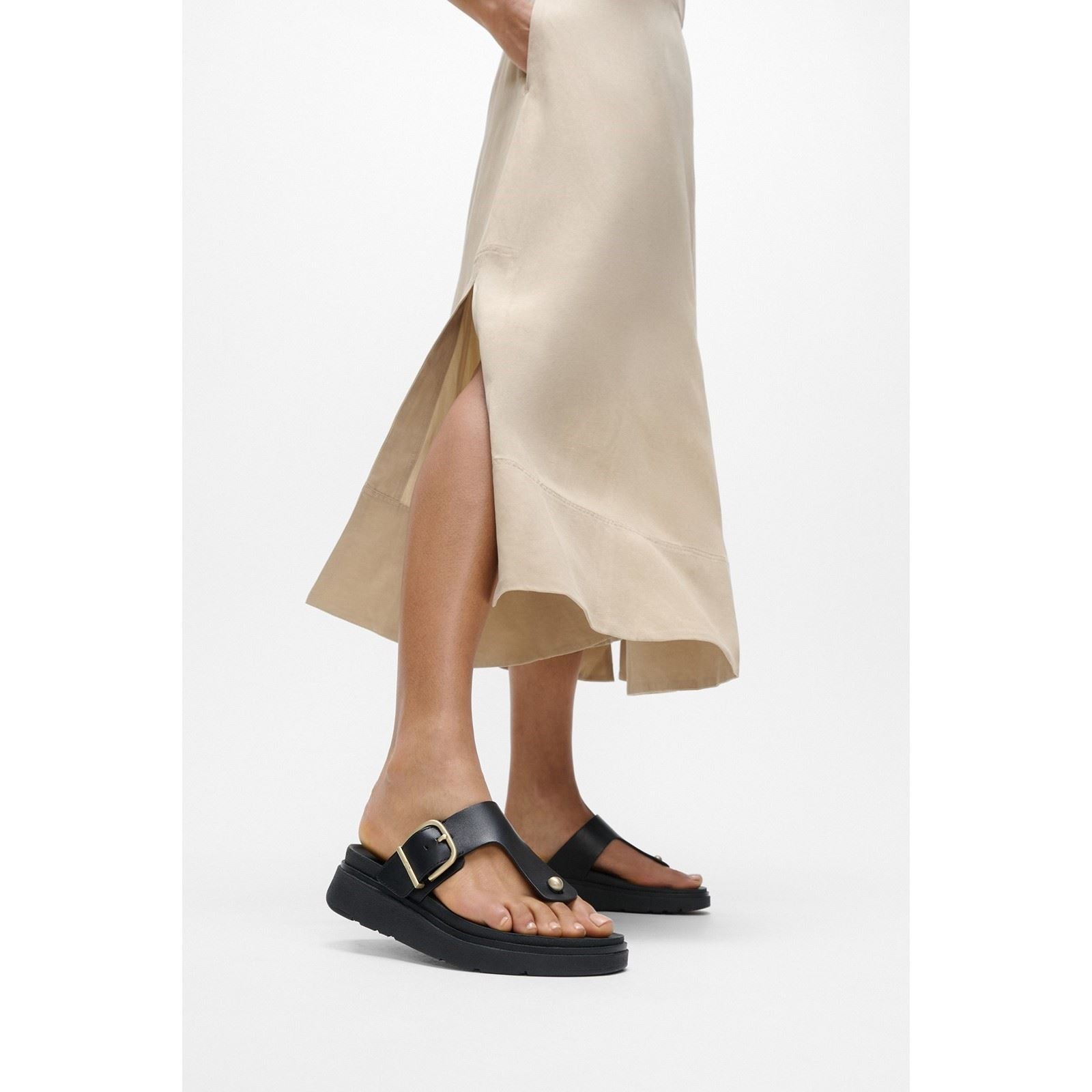 Fitflop Gen-FF Toe-Post Leather Women's Black Sandals
