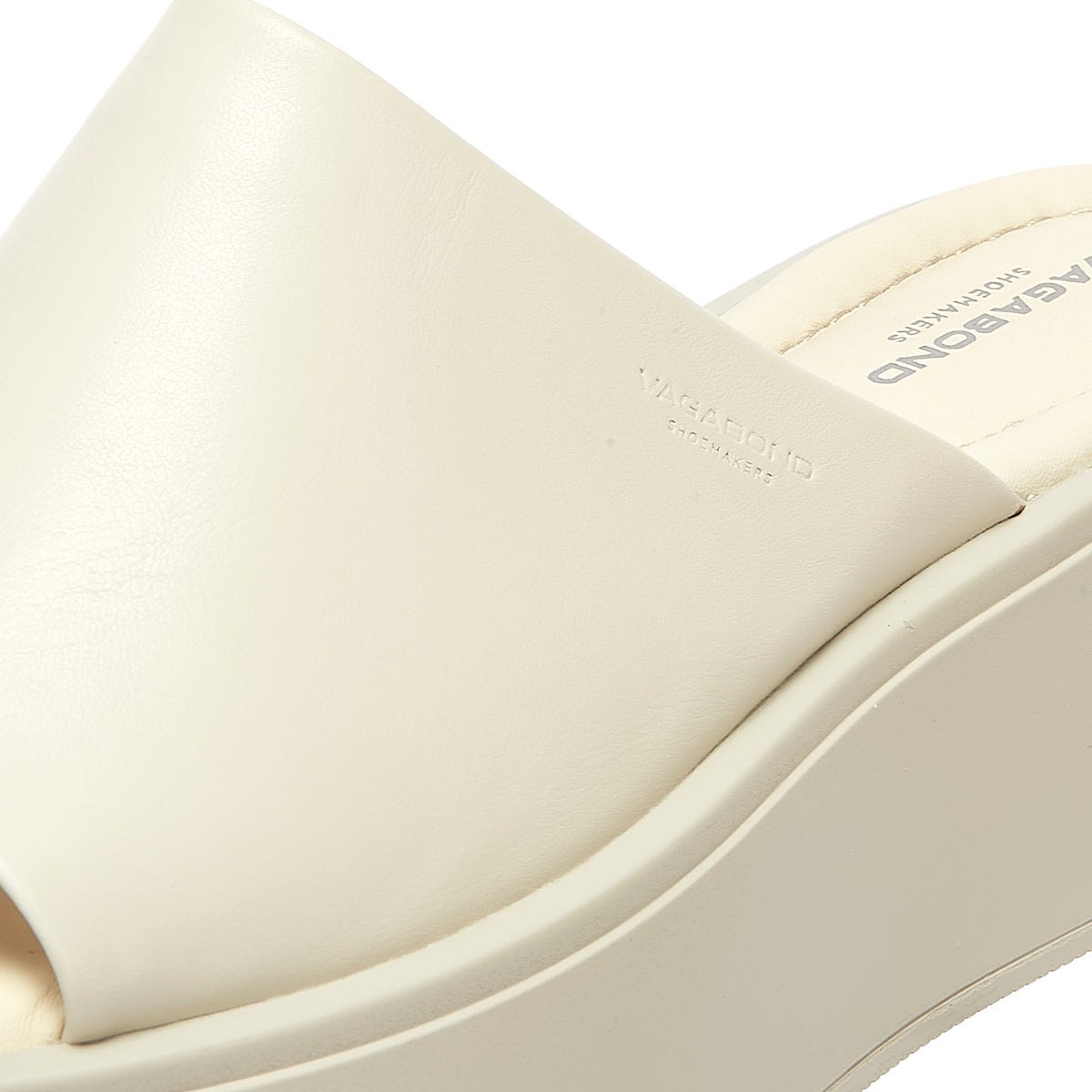 Vagabond Courtney Womens Off White Slide